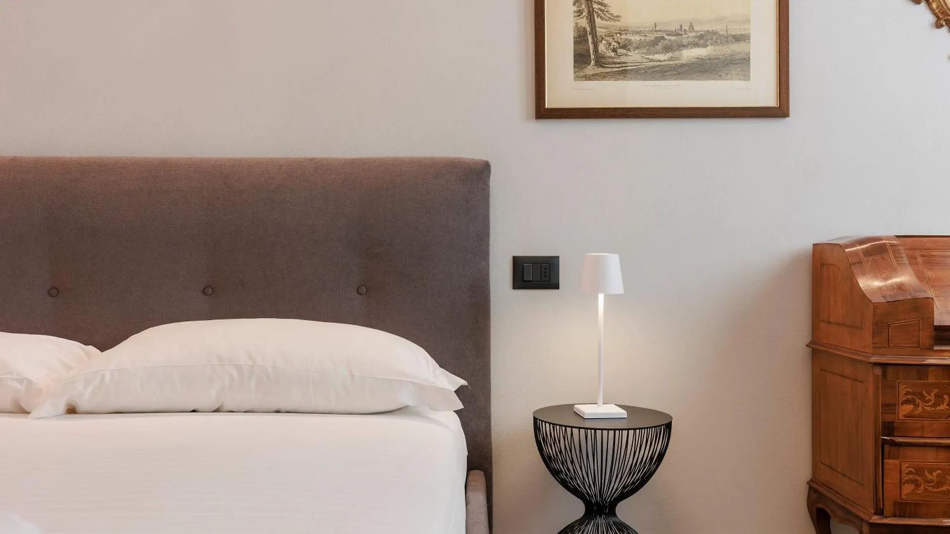 Torrigiani Charming Apartment Florence 0*,  Italy
