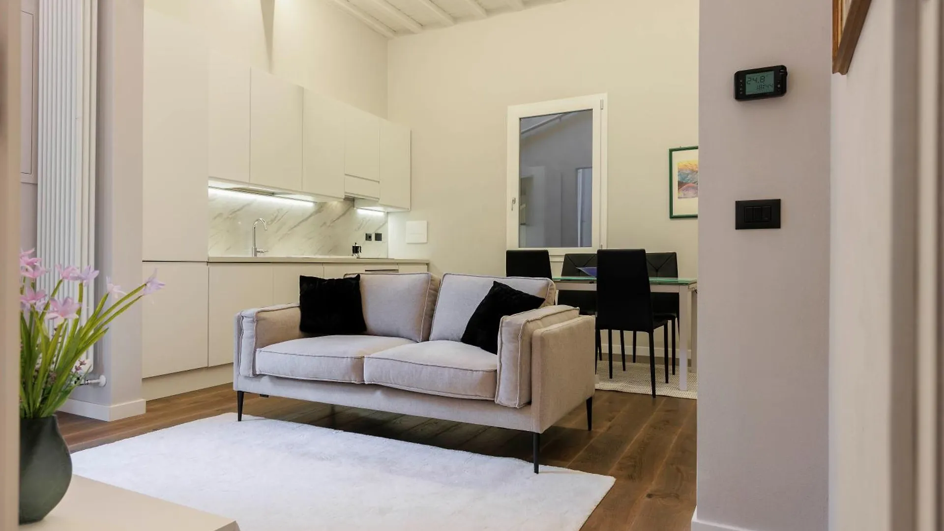 Torrigiani Charming Apartment Florence Italy
